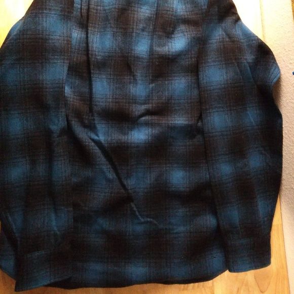 Vintage Pendleton Wool Flannel Button Down Shirt - Picture 6 of 7